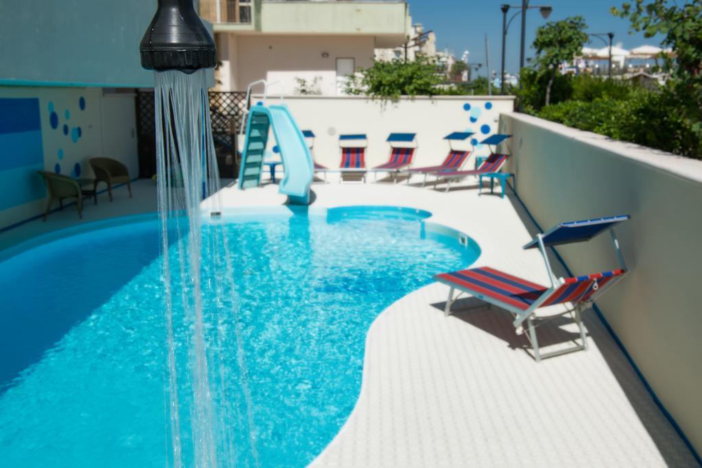 Hotel Napoleon Каттолика Экстерьер фото